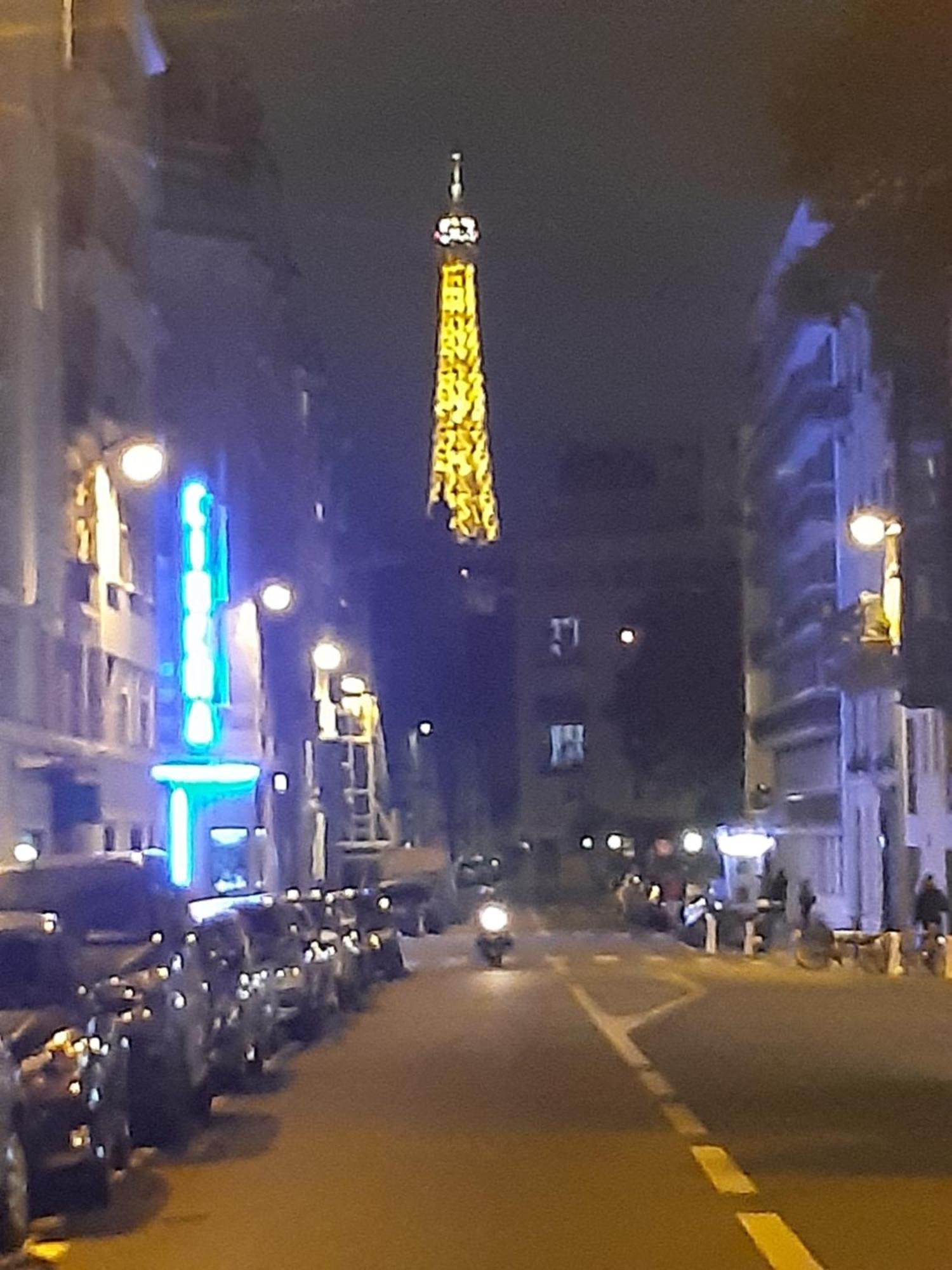 Chambre Chez L'Habitant Pres De Tour Eiffel Parijs Buitenkant foto